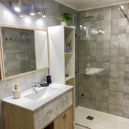 Sol Y Sombra Appartement *